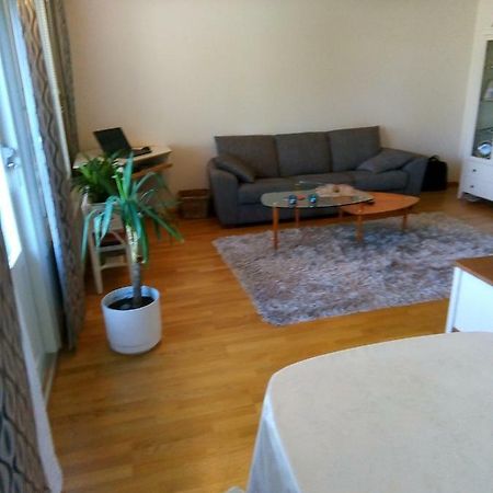 Cozy Two Room Apartment With Sauna Hyvinkää Exterior foto